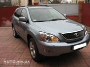 Продам передний бампер на LEXUS RX