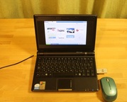 Красивый нетбук Asus EeePC 4G